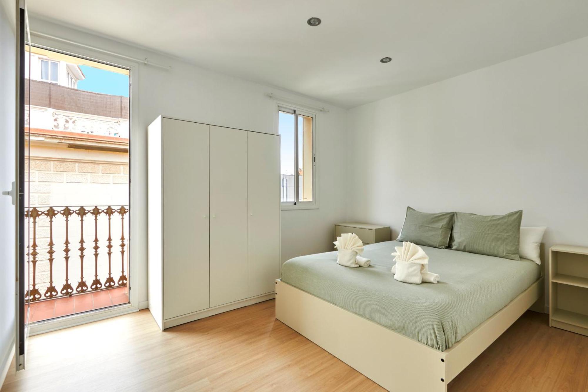 Ma Bright Apartment Next To Parc De Montjuic Barcelona Bagian luar foto