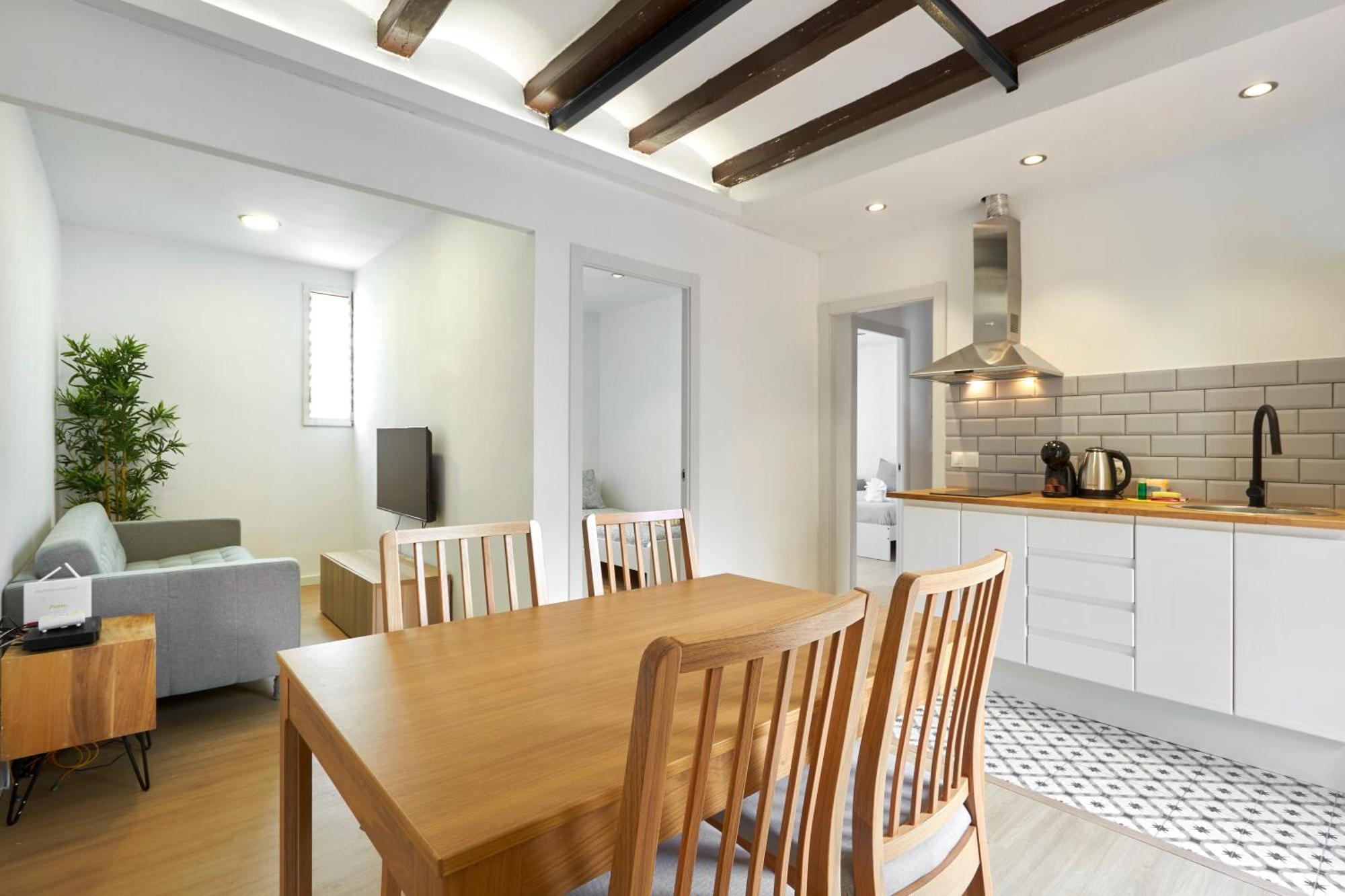 Ma Bright Apartment Next To Parc De Montjuic Barcelona Bagian luar foto